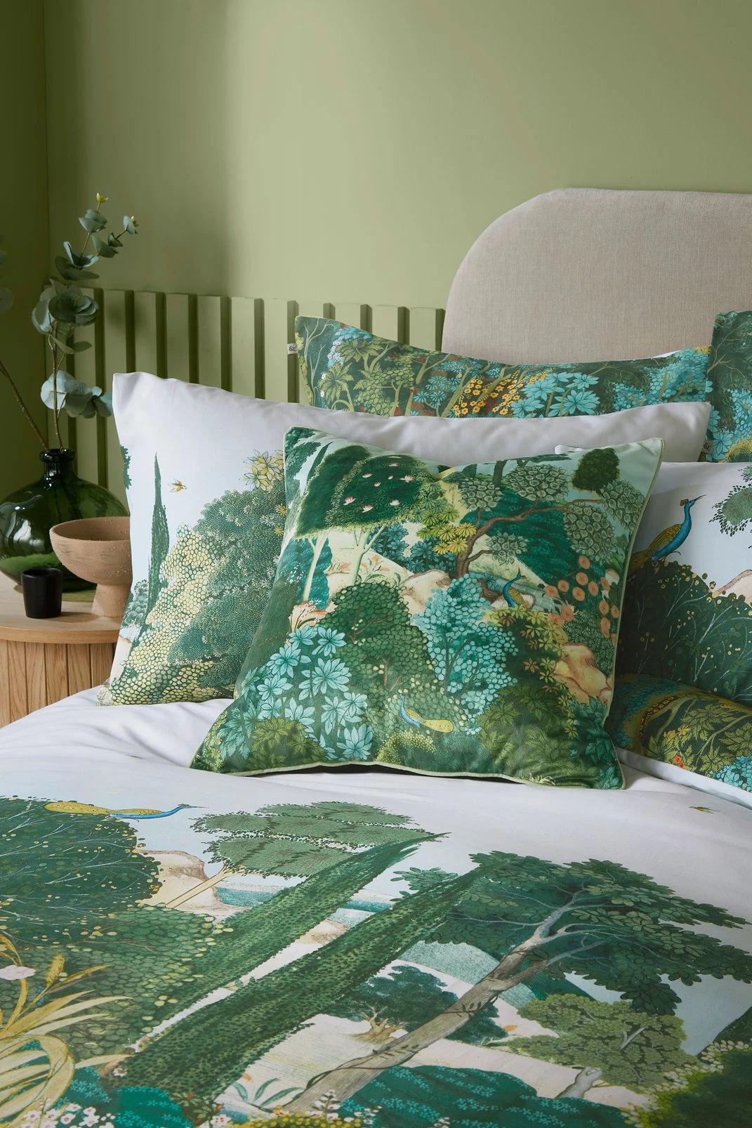 New Eden Green Duvet Cover Set close up image