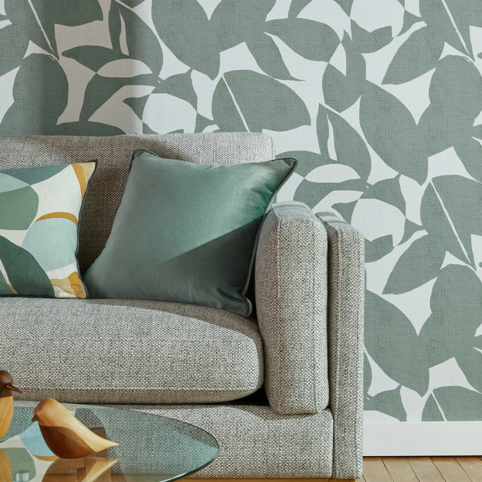Art & Nature Leaf Green Wallpaper - 121200_ROOMSET_ART NATURE LEAF GREEN_02.jpg