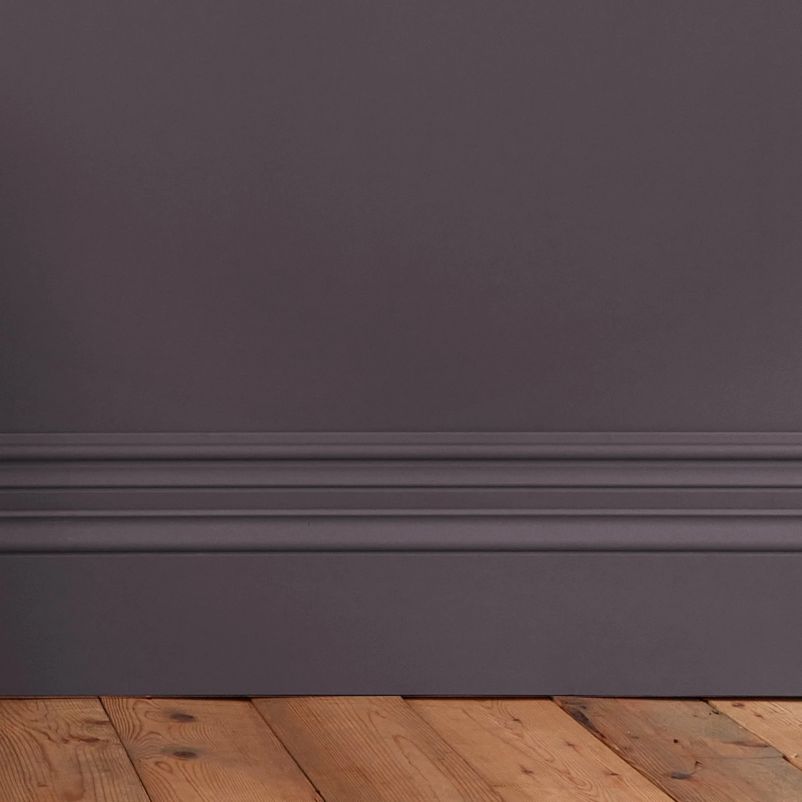 William Morris At Home Winter Purple Paint - 124291_DETAIL_WINTER PURPLE_03.jpg
