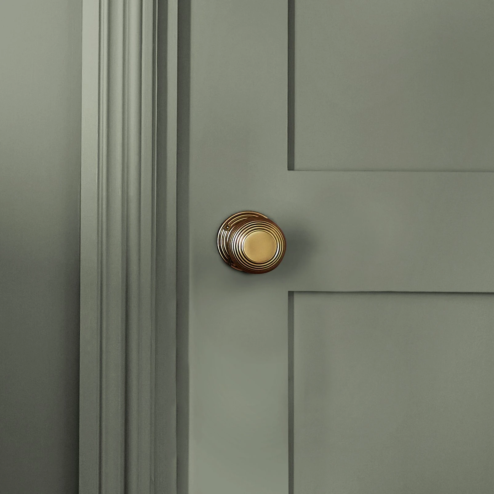 William Morris At Home Potted Sage Paint - 124313_DETAIL_POTTED SAGE_01.jpg