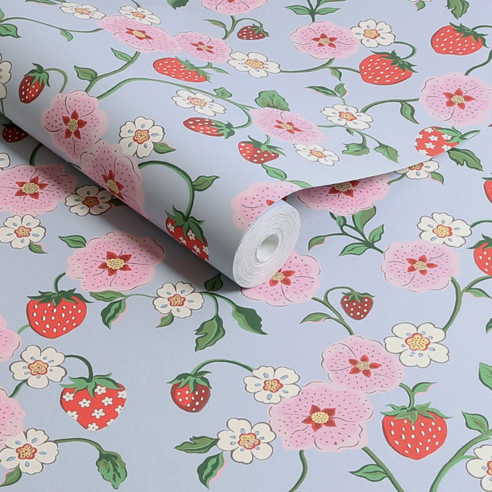 Cath Kidston Strawberry Summer Wallpaper - 125532_ROLLSHOT_STRAWBERRY SUMMER_01.jpg