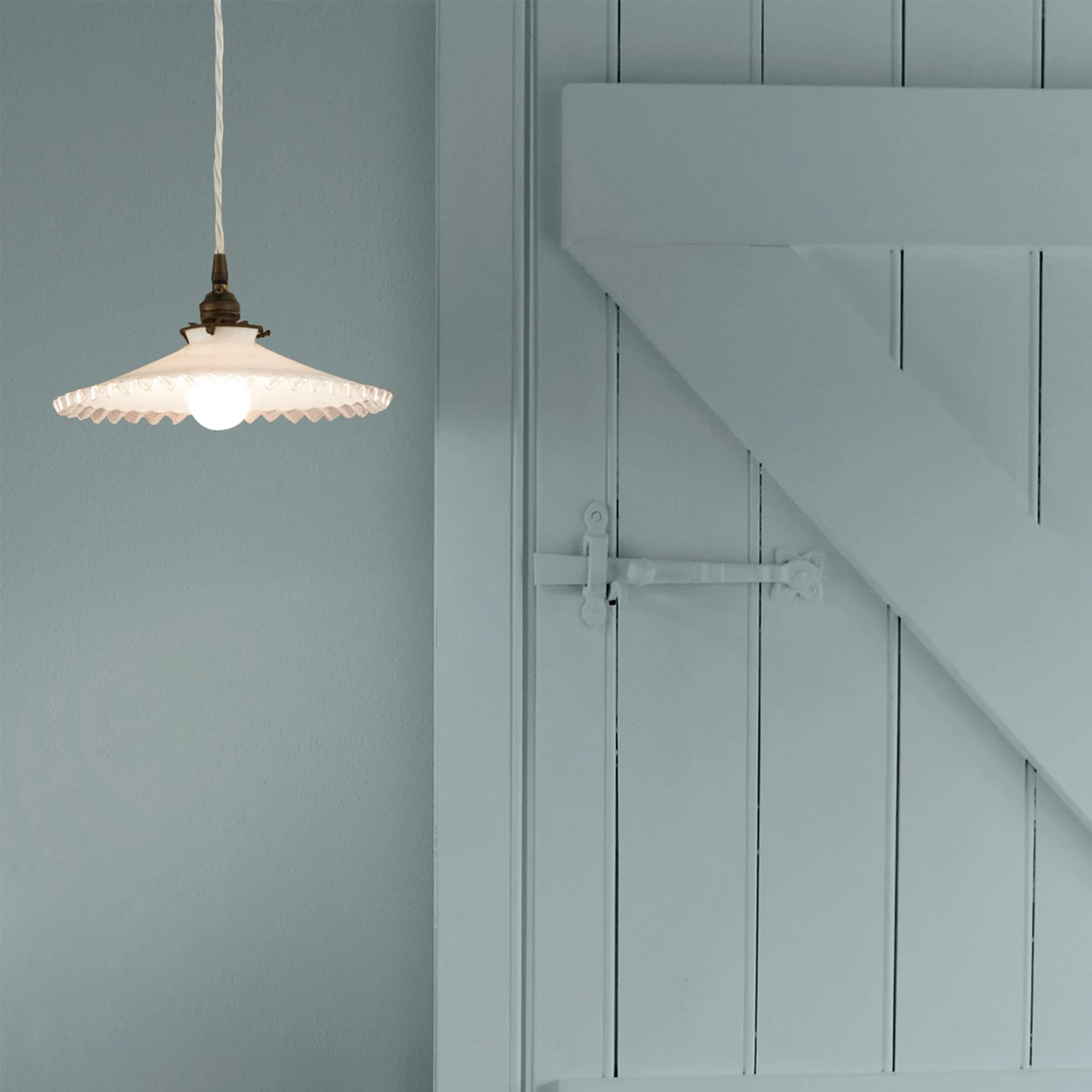 Shabby Mellow Magic Paint - 128874_DETAIL_SHABBY MELLOW MAGIC_02.jpg