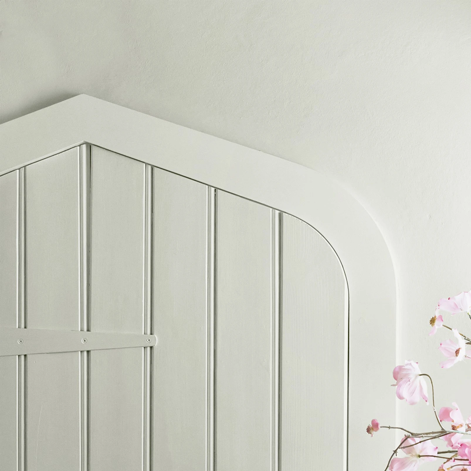 Shabby Whisper Sage Paint - 128869_DETAIL_SHABBY WHIPSER SAGE_03.jpg