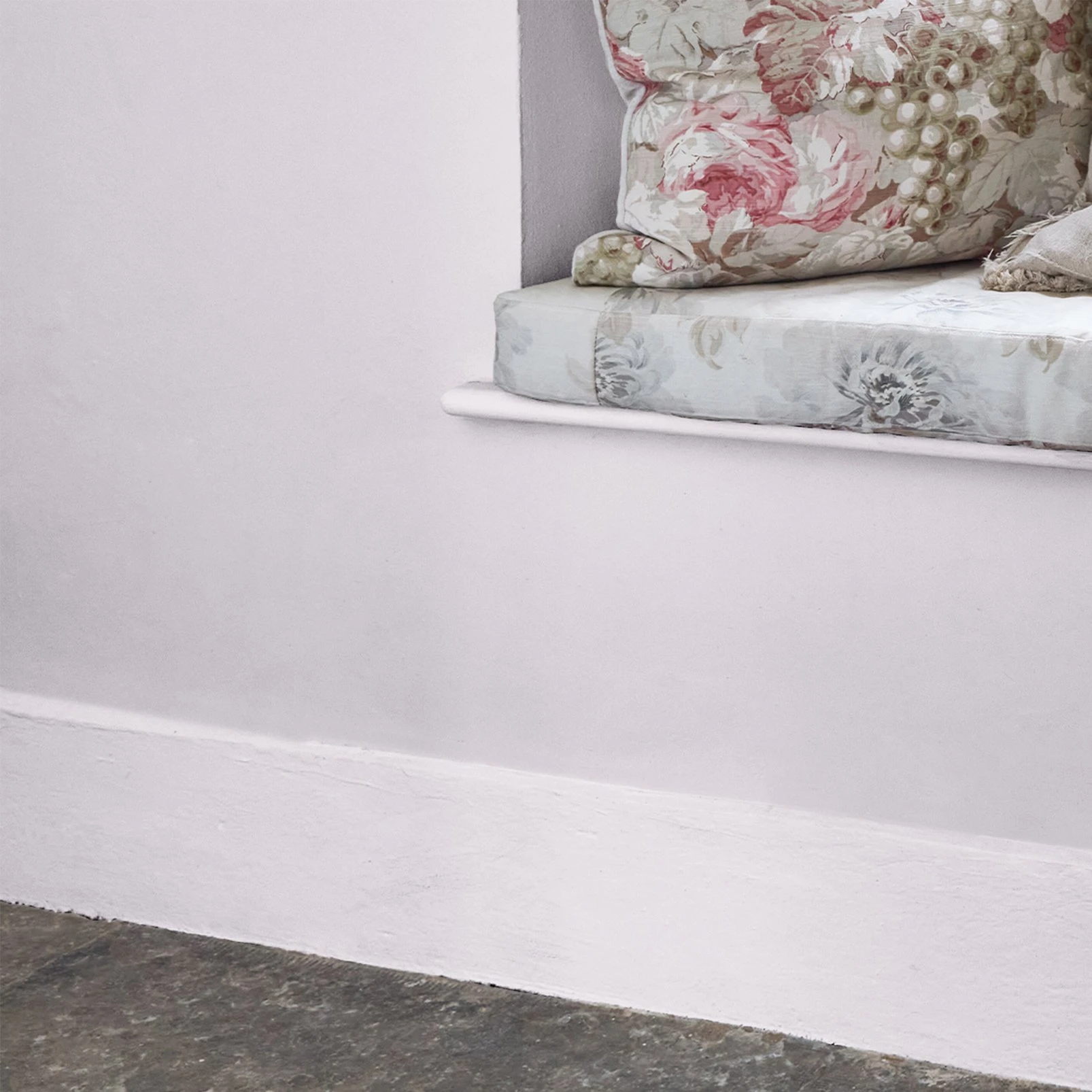 Shabby Whisper Pink Paint - 128849_DETAIL_SHABBY WHISPER PINK_01.jpg