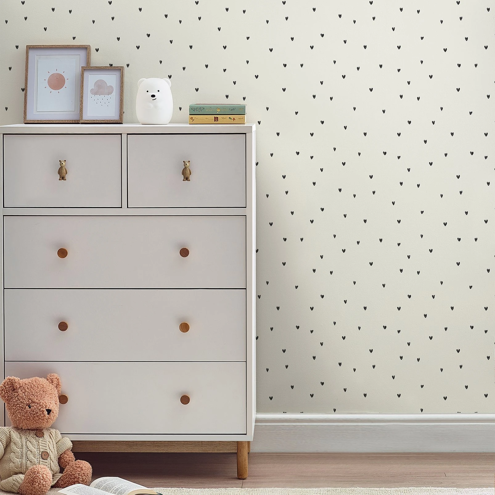 Next Ditsy Heart Black & White Wallpaper - 127709_ROOMSET_DITSY HEART BLACK & WHITE_01.jpg