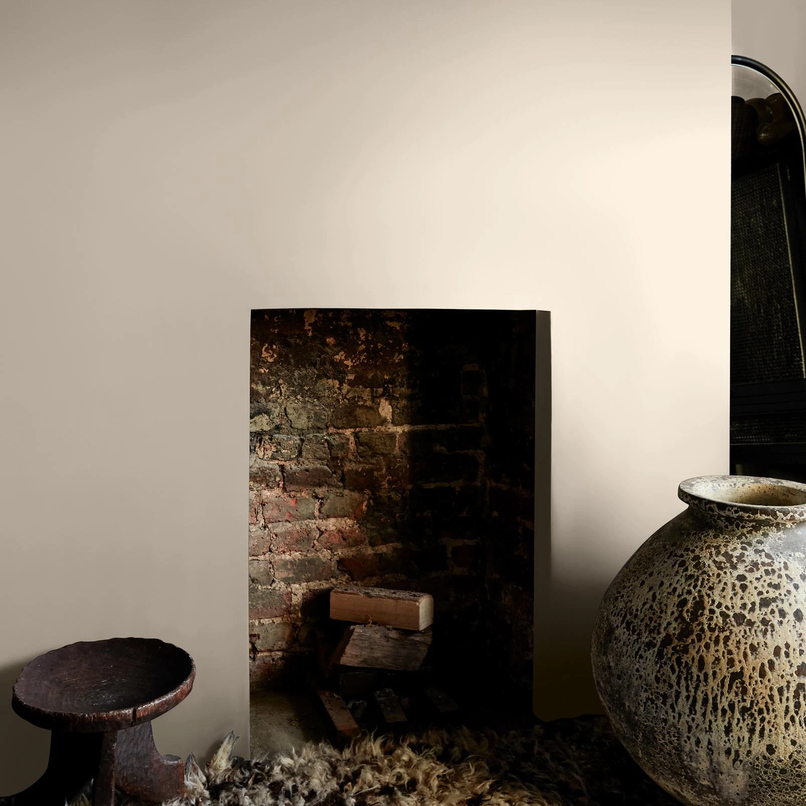 Abigail Ahern Loch Reeds Paint - 131479_ROOMSET_LOCH REEDS_01.jpg