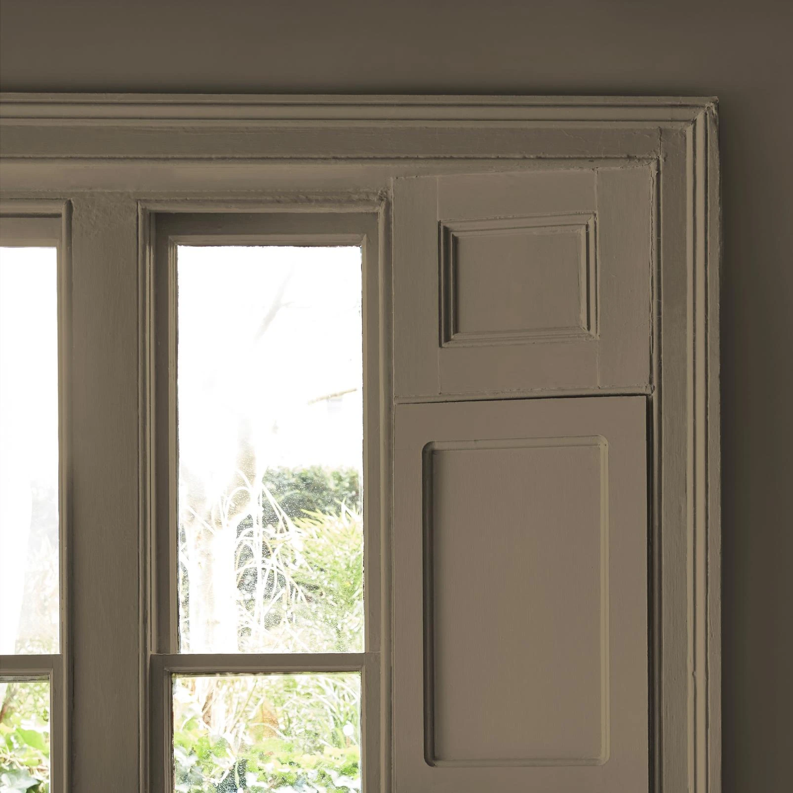 Abigail Ahern After Dawn Paint - 131467_DETAIL_AFTER DAWN_05.jpg