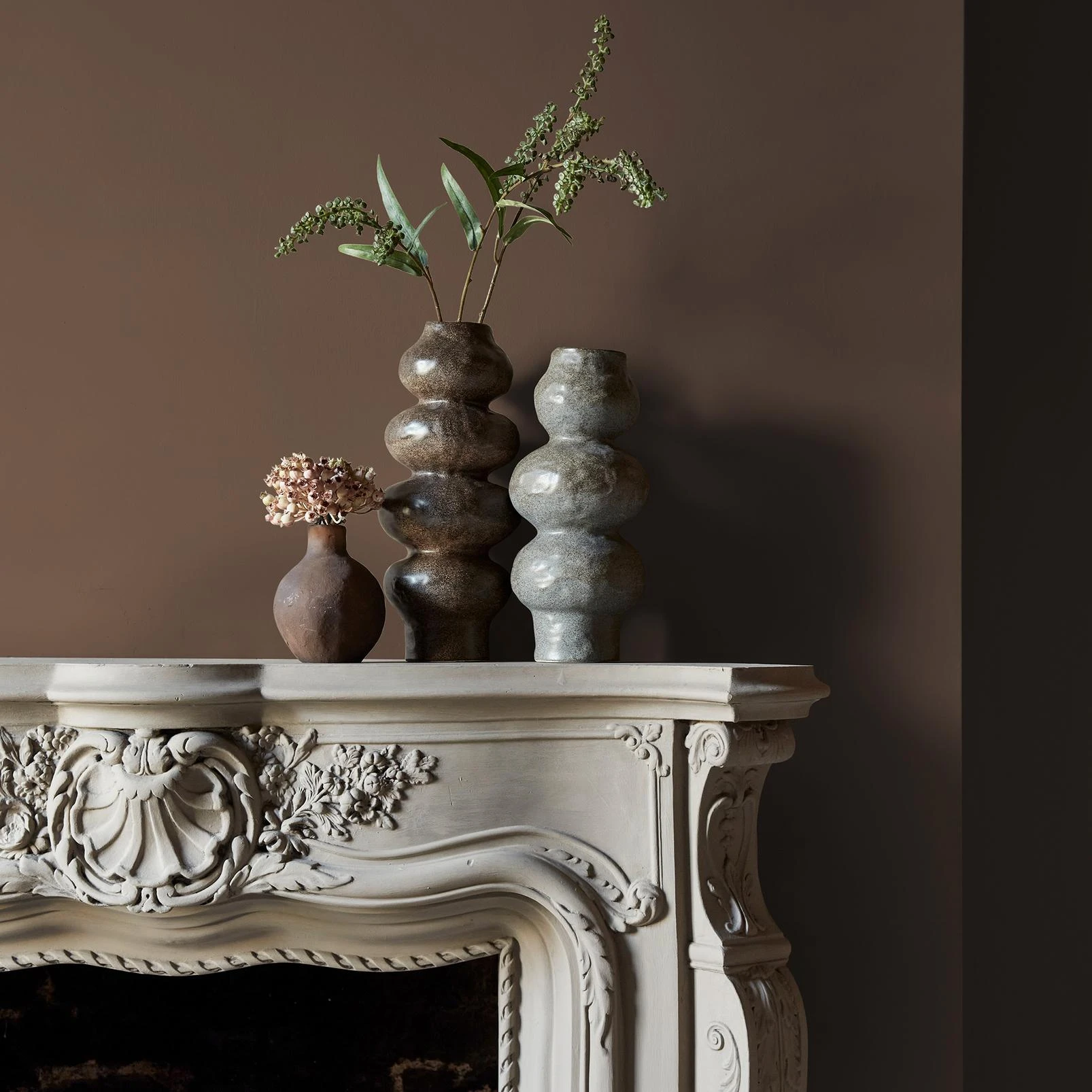 Abigail Ahern Oaken Cask Paint - 131466_DETAIL_OAKEN CAST_04.jpg