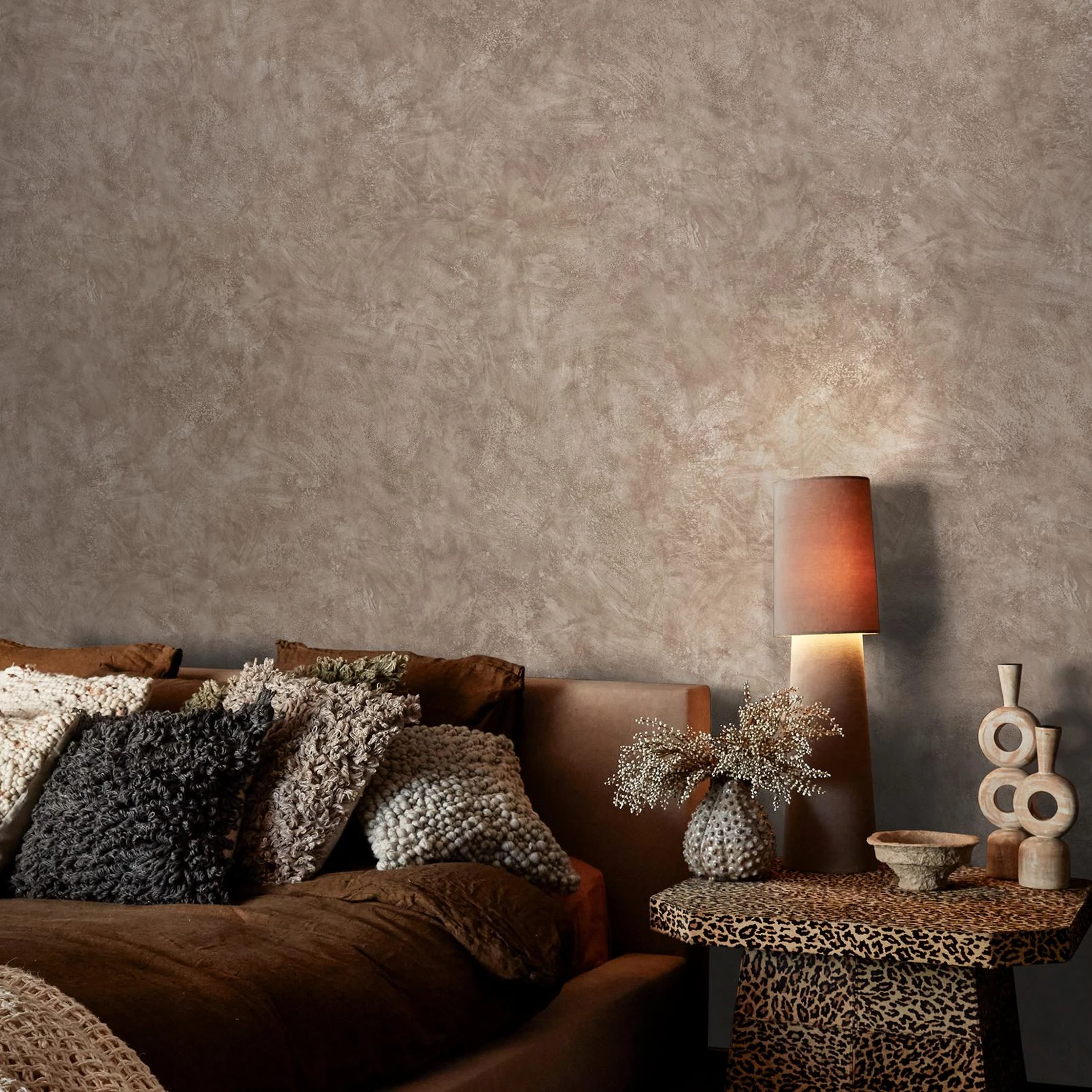 Abigail Ahern Urbanite Tadelakt Ground Wallpaper - 140114_ROOMSET_URBANITE TADELAKT GROUND_02.jpg