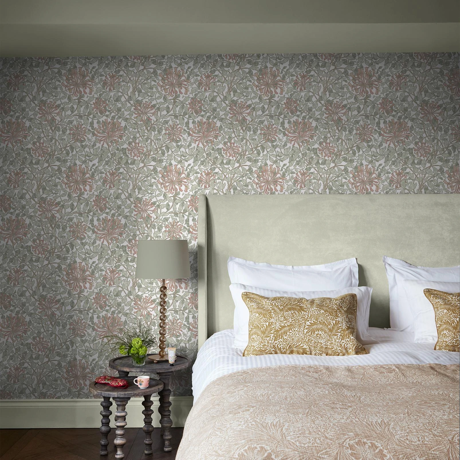 Honeysuckle Maytime Wallpaper - 140488_ROOMSET_HONEYSUCKLE MAYTIME_01.jpg