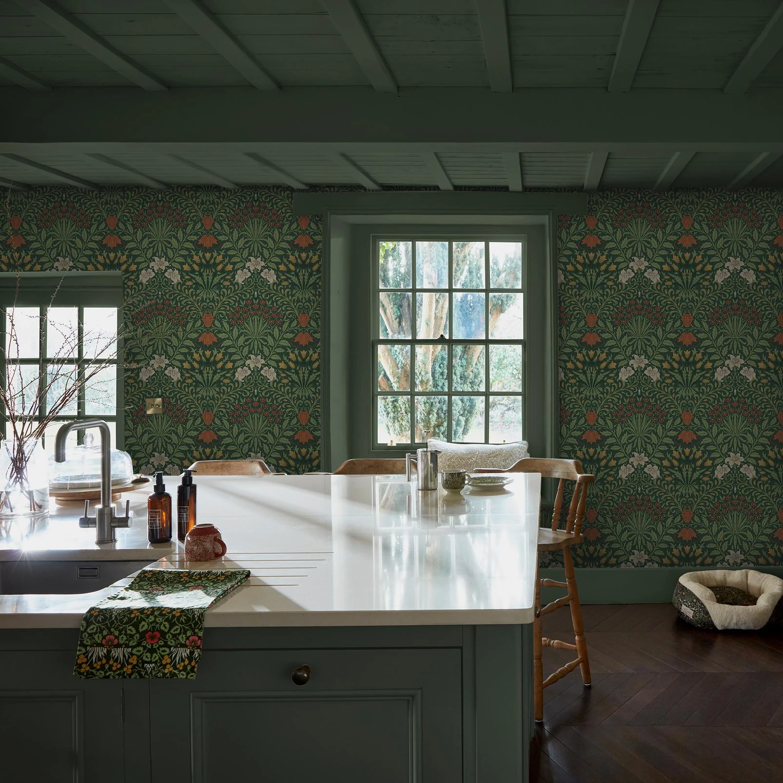 Garden Moss Green Wallpaper - 140495_ROOMSET_GARDEN MOSS GREEN_01.jpg
