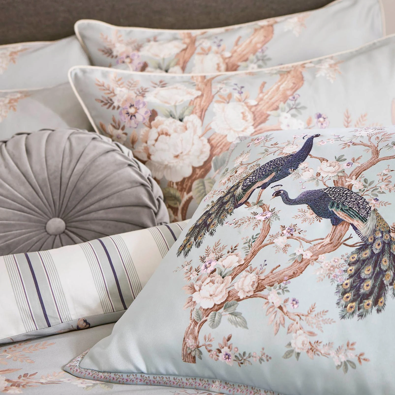 Belvedere Duckegg Duvet Cover Set - LABEL02DQ_CAMEO_BELVEDERE DUCK EGG_01.jpg