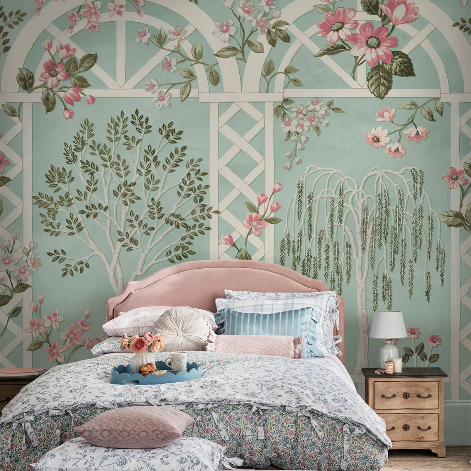 Arlingham Gardens Mural Bespoke Mural - 143357_ROOMSET_ARLINGHAM GARDENS PALE EAU DE NIL_01.jpg