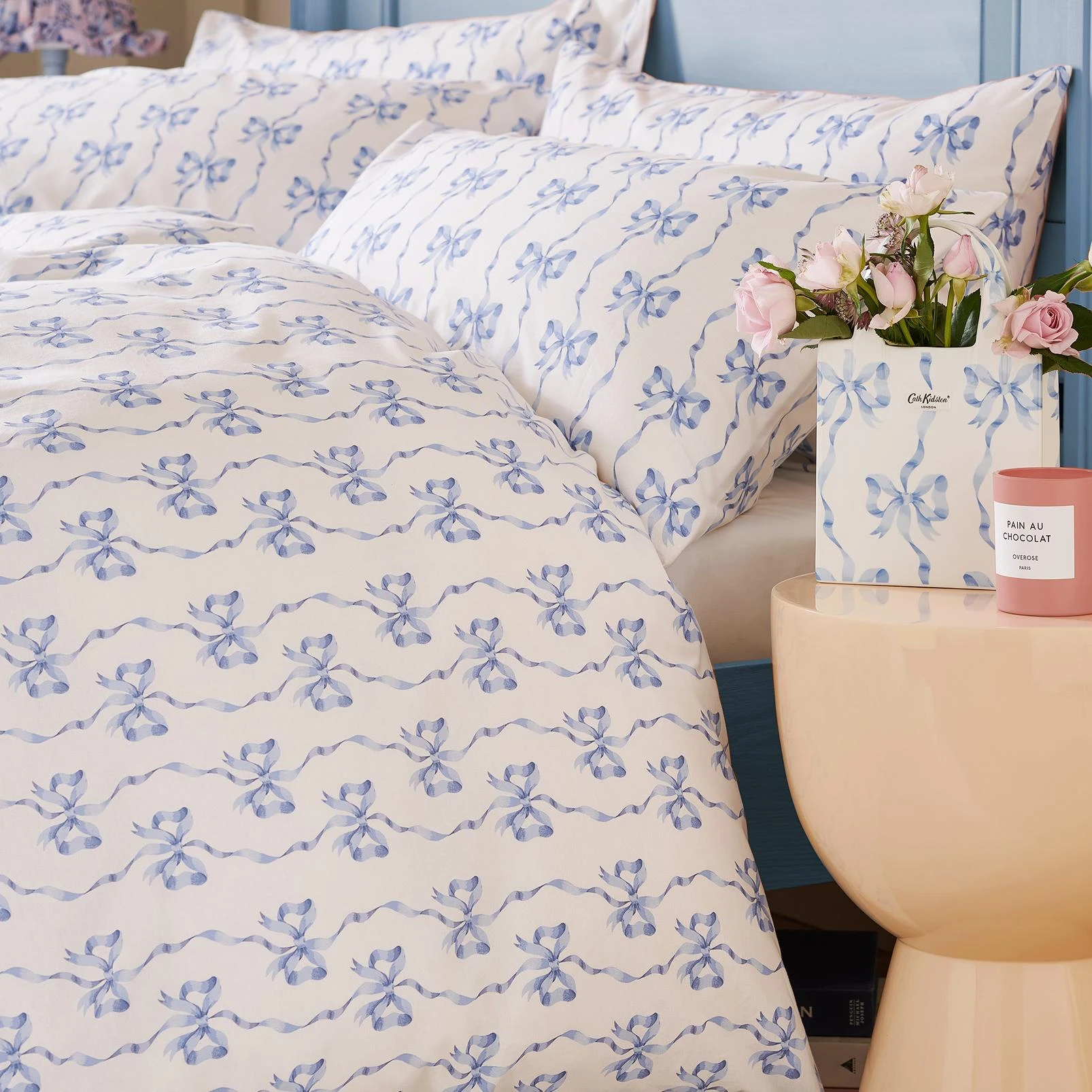 Ribbon Bow Cornflower Duvet Cover Set - CKRIBBONB01DQ_CAMEO_RIBBON_BOW_CORNFLOWER_DOUBLE_DUVET_COVER_01.jpg