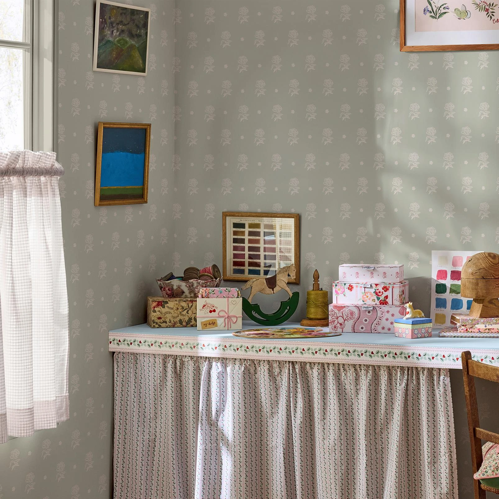Cath Kidston Spitalfield Bunches Sage Wallpaper - 145330_ROOMSET_SPITALFIELD BUNCHES SAGE_01.jpg