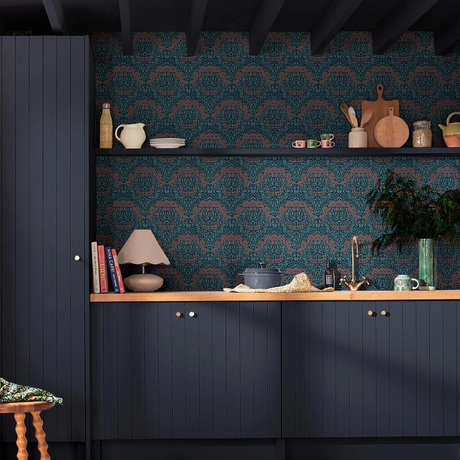 Michaelmas Daisy Midnight Wallpaper - 145690_ROOMSET_MICHAELMAS DAISY MIDNIGHT_01.jpg