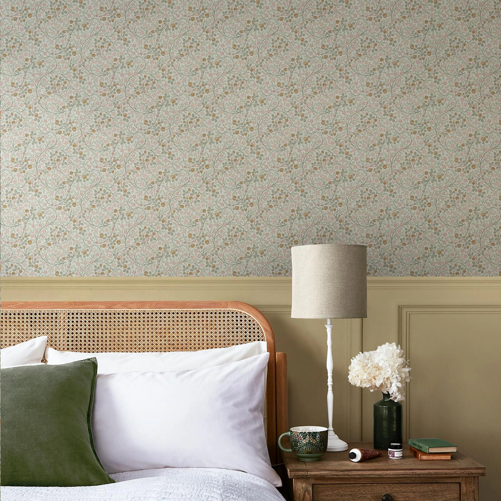 Clover Spring Peony & Sage Wallpaper - 145684_ROOMSET_CLOVER SPRING PEONY & SAGE_01.jpg