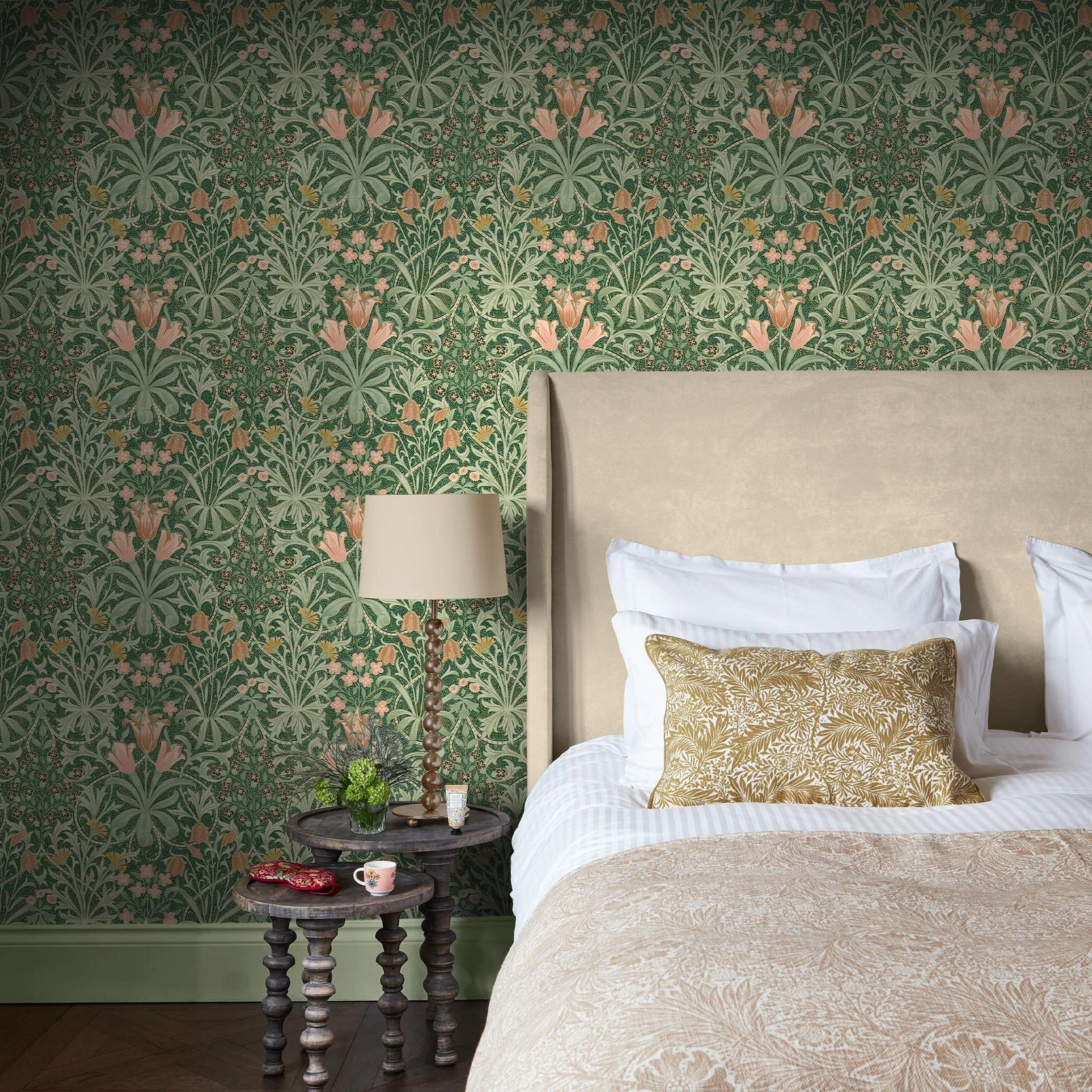 Woodland Weeds Forest Wallpaper - 145677_ROOMSET_WOODLAND WEEDS FOREST_01.jpg