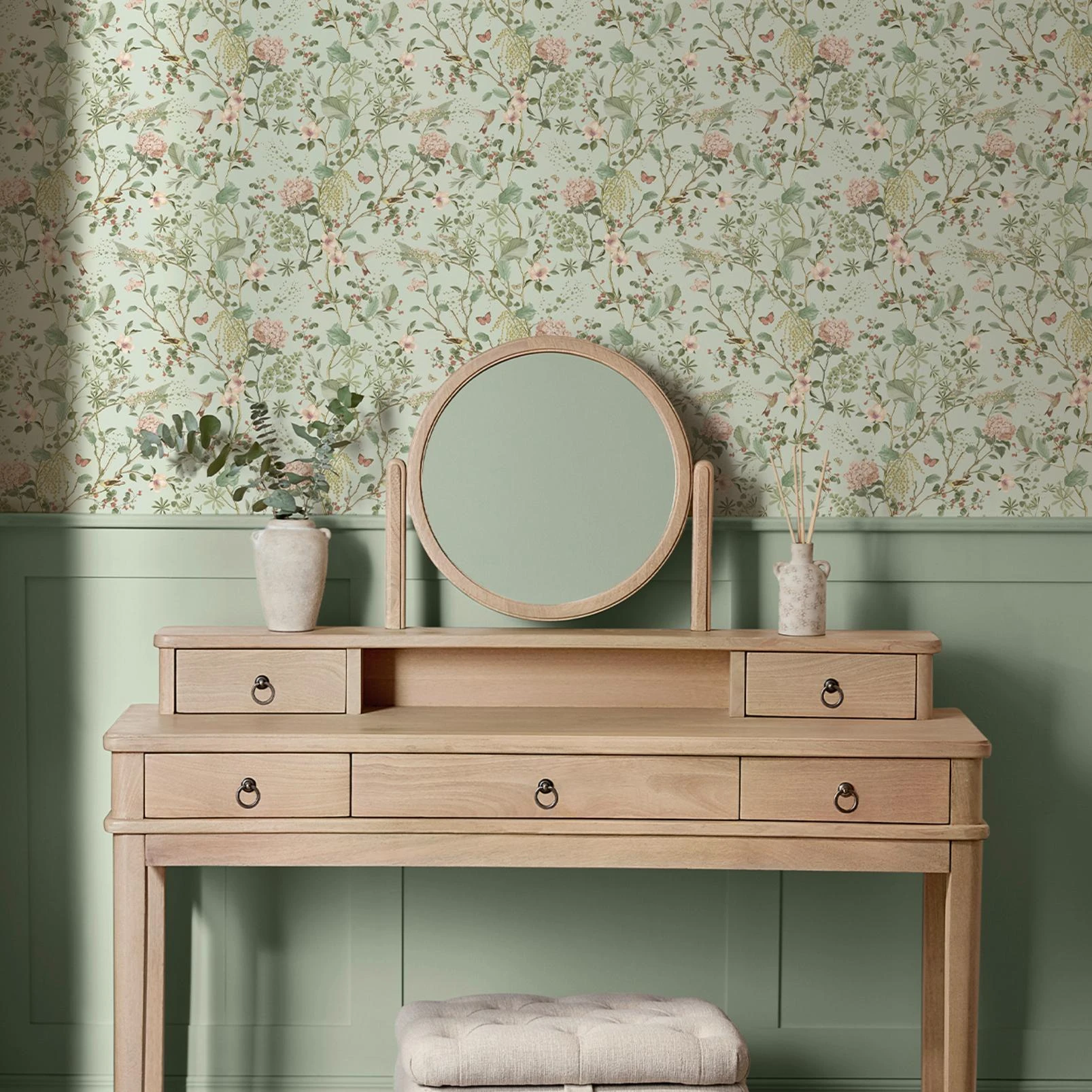 Next Sage Reflection Wallpaper - 145603_ROOMSET_SAGE REFLECTION_01.jpg