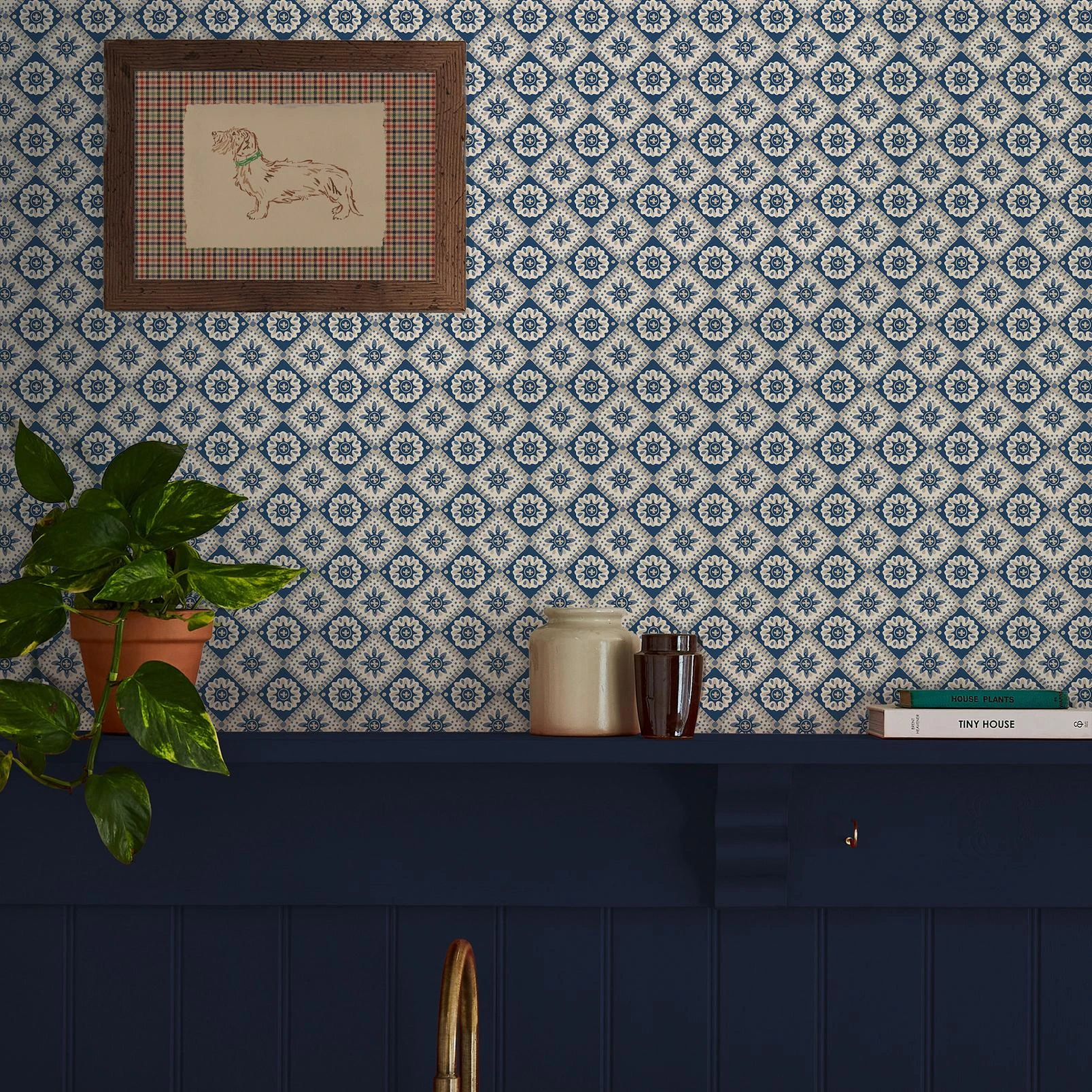 Joules Meadow Geo Navy & Cream Wallpaper - 145387_ROOMSET_MEADOW GEO NAVY AND CREAM_02.jpg