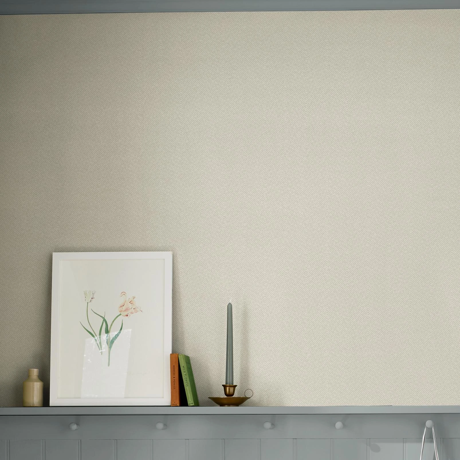 Sophie Allport Herringbone Texture Uppingham Grey Wallpaper - 146839_ROOMSET_HERRINGBONE TEXTURE UPPINGHAM GREY_01.jpg