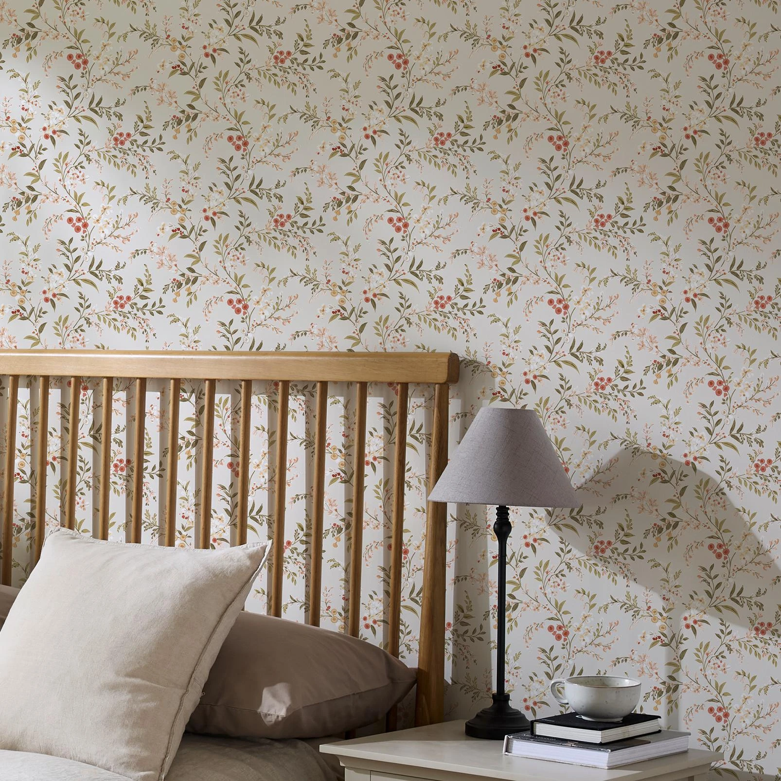 Clara Multi Wallpaper - 145470_ROOMSET_CLARA_MULTI_02.jpg