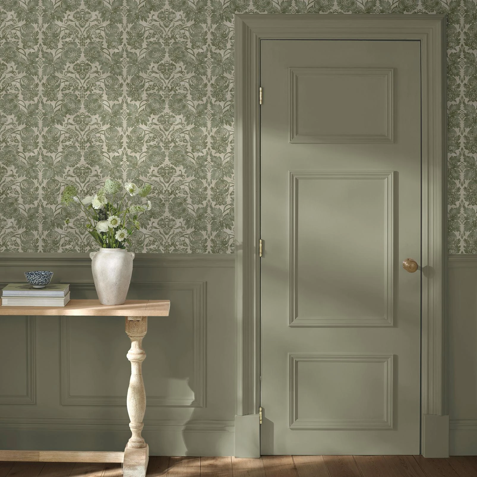 Martha Stewart Florentine Moss Wallpaper - 146799_ROOMSET_FLORENTINE MOSS_02.jpg