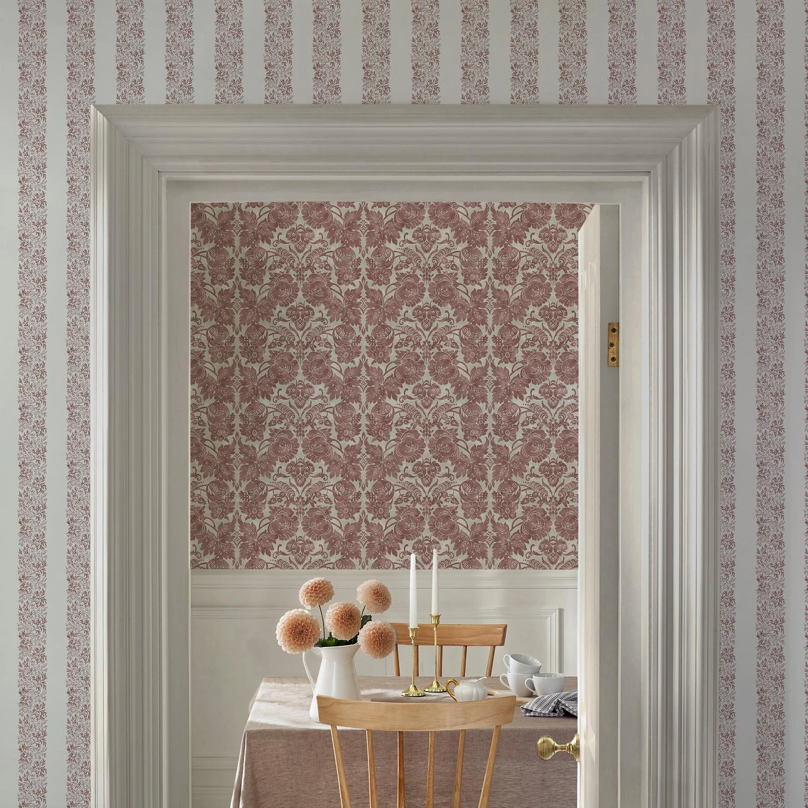 Martha Stewart Florentine Russet Wallpaper - 146797_ROOMSET_FLORENTINE RUSSET_02.jpg