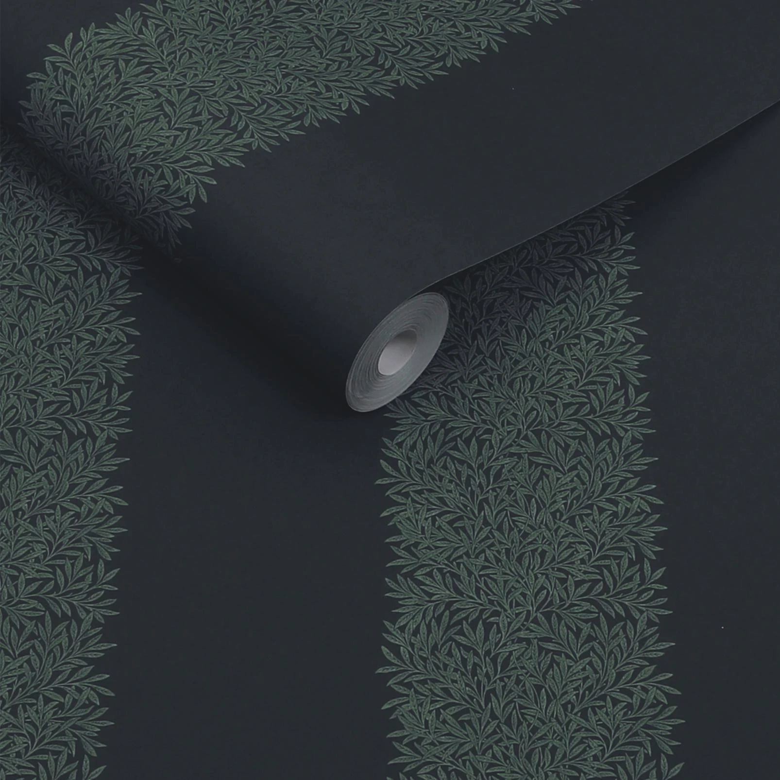 Willow Stripe Ink Blue Wallpaper - 147079_ROLLSHOT_WILLOW STRIPE INK BLUE_01.jpg