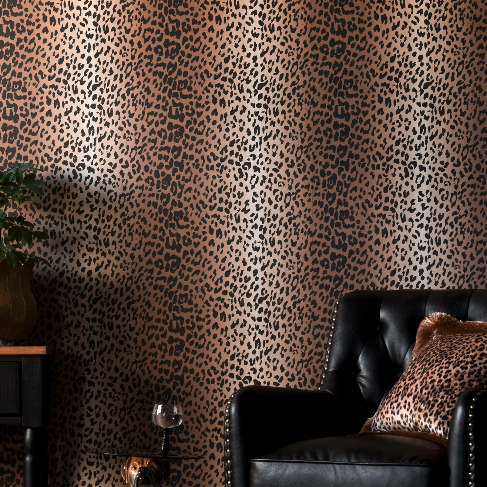 Rockett St George Wild at Heart Leopard Tan Wallpaper - 149626_ROOMSET_WILD AT HEART LEOPARD TAN_01.jpg