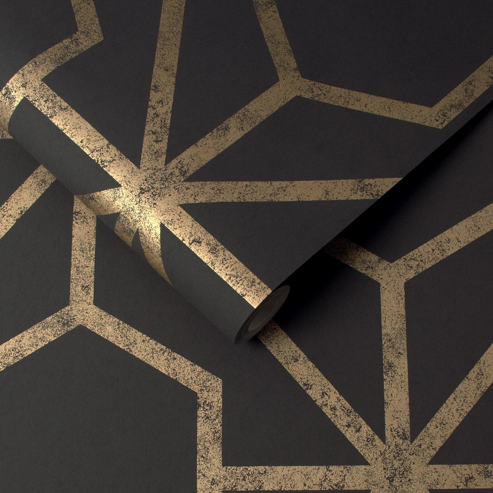 Rinku Black & Gold Wallpaper - 112197_ROLLSHOT_RINKU BLACK & GOLD_01.jpg
