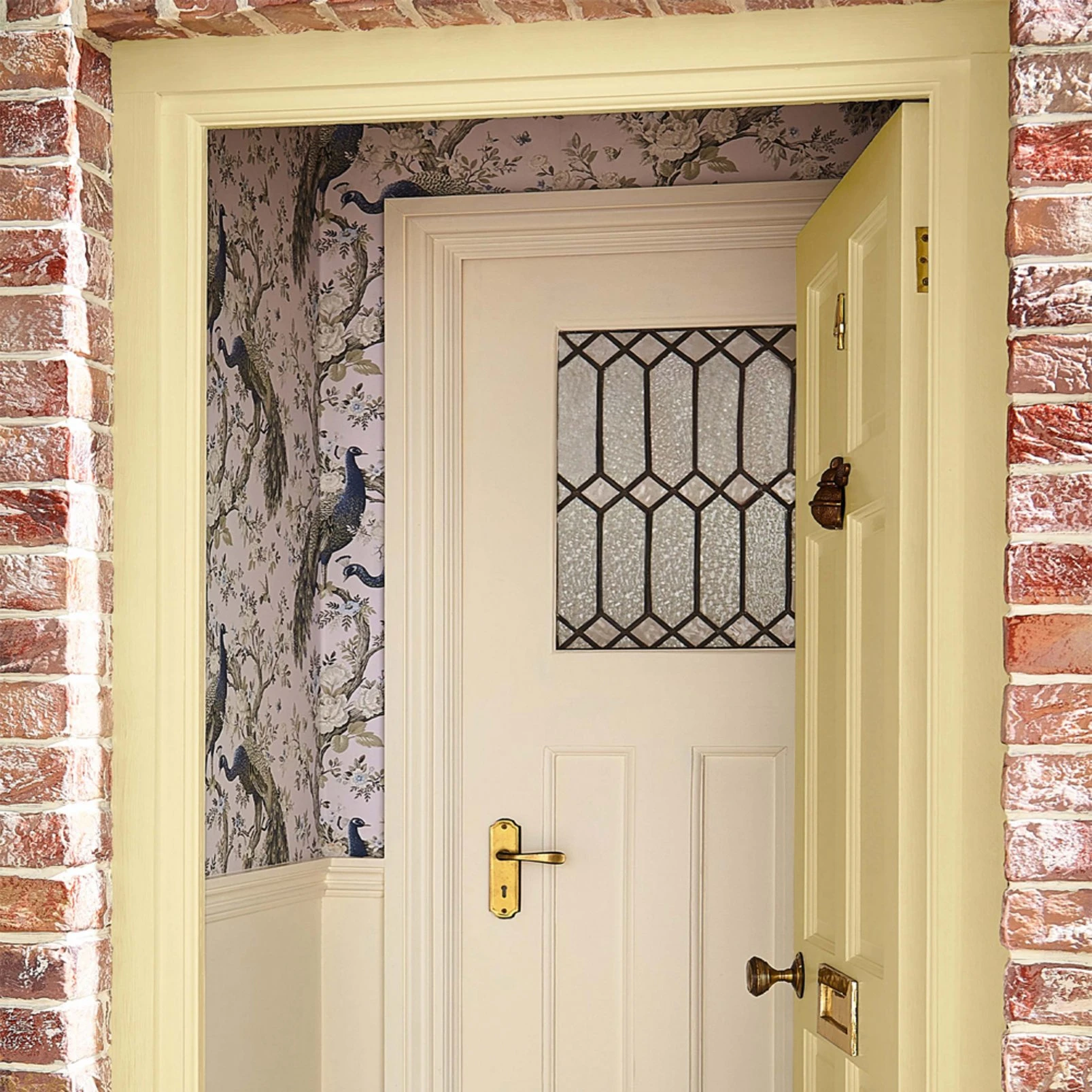 Laura Ashley Sunshine Paint - 113655_ROOMSET_08.jpg