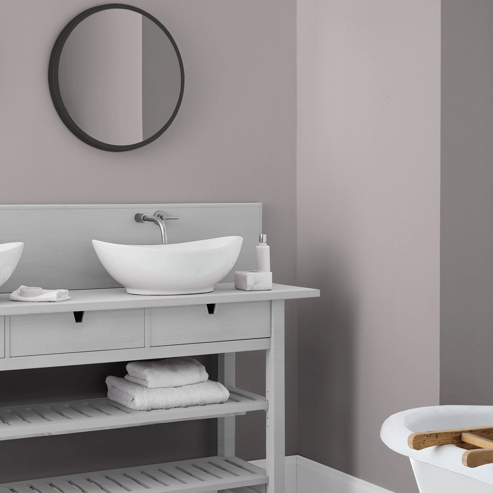 Laura Ashley Pale Amethyst Paint - 113708_ROOMSET_02.jpg