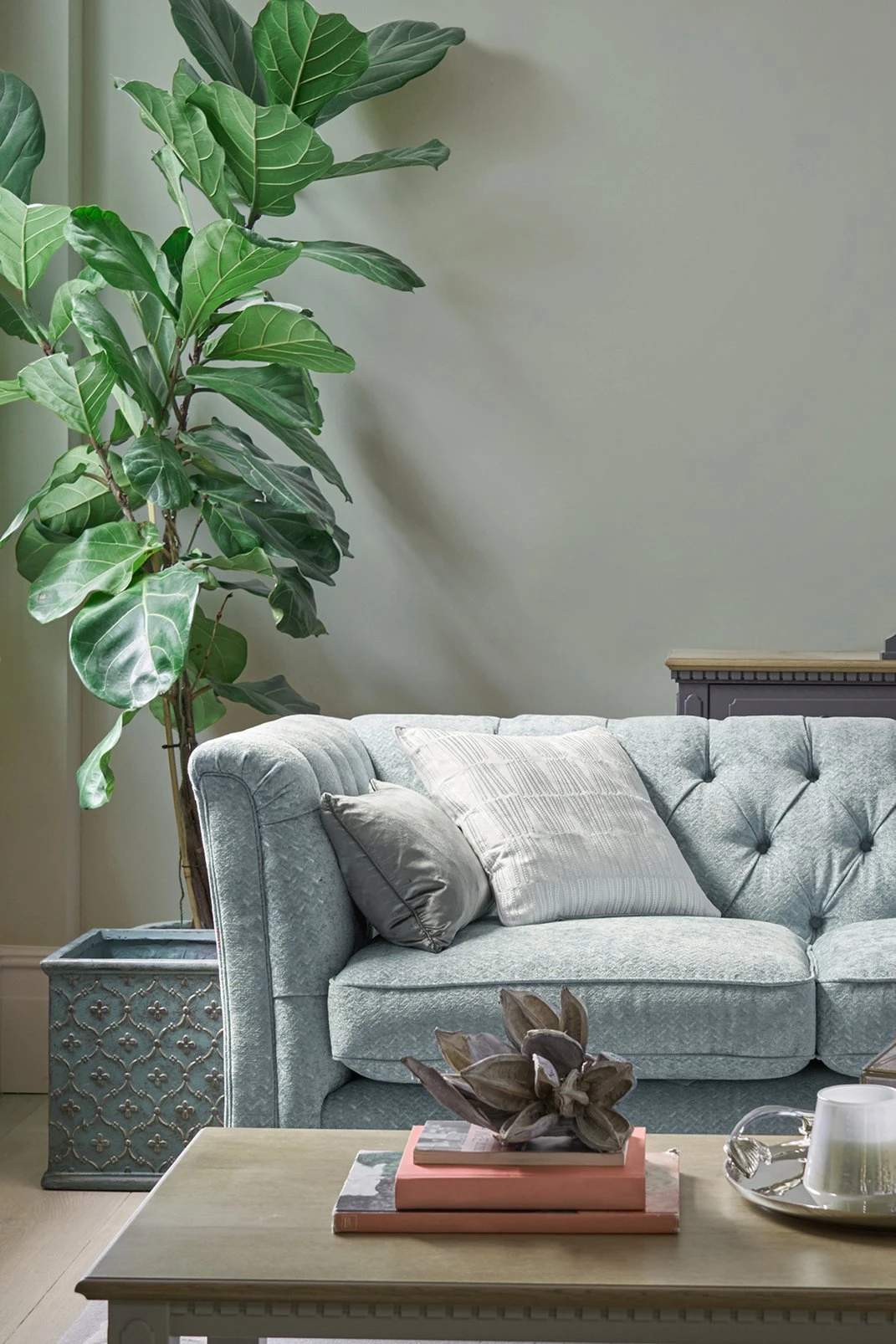 Laura Ashley Sage Leaf Paint - 113688_ROOMSET_04.jpg