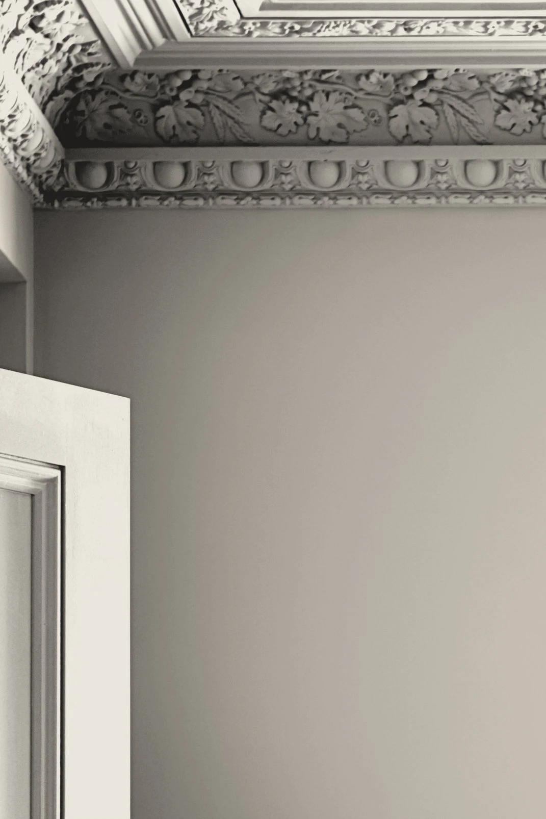 Laura Ashley Soft Natural Paint - 113660_ROOMSET_02.jpg