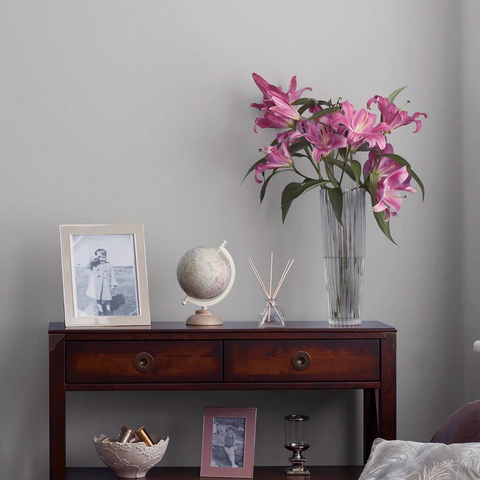 Laura Ashley Dark Sugared Grey Paint - 113681_ROOMSET_01.jpg
