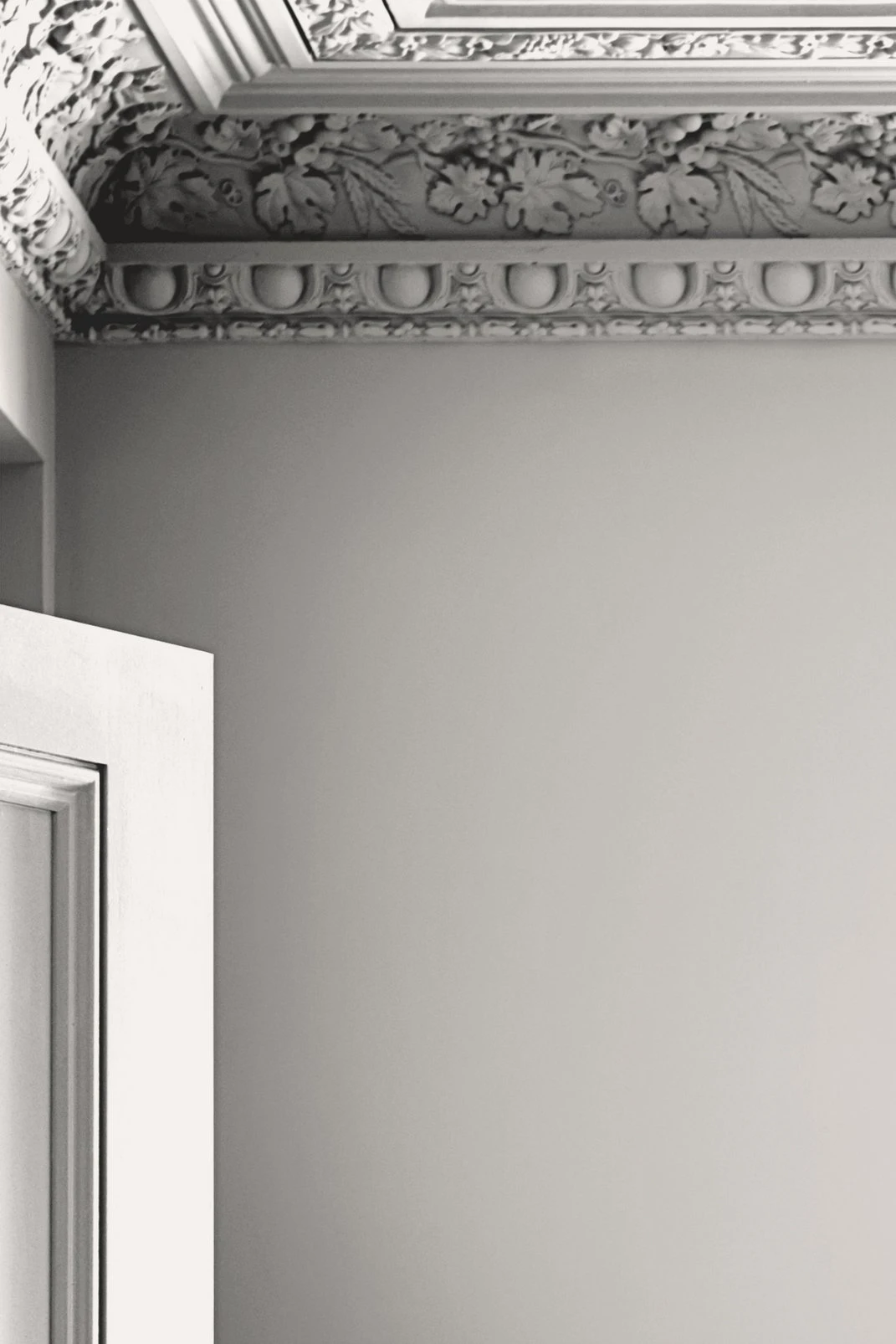Laura Ashley Pearl Paint - 113650_ROOMSET_02.jpg
