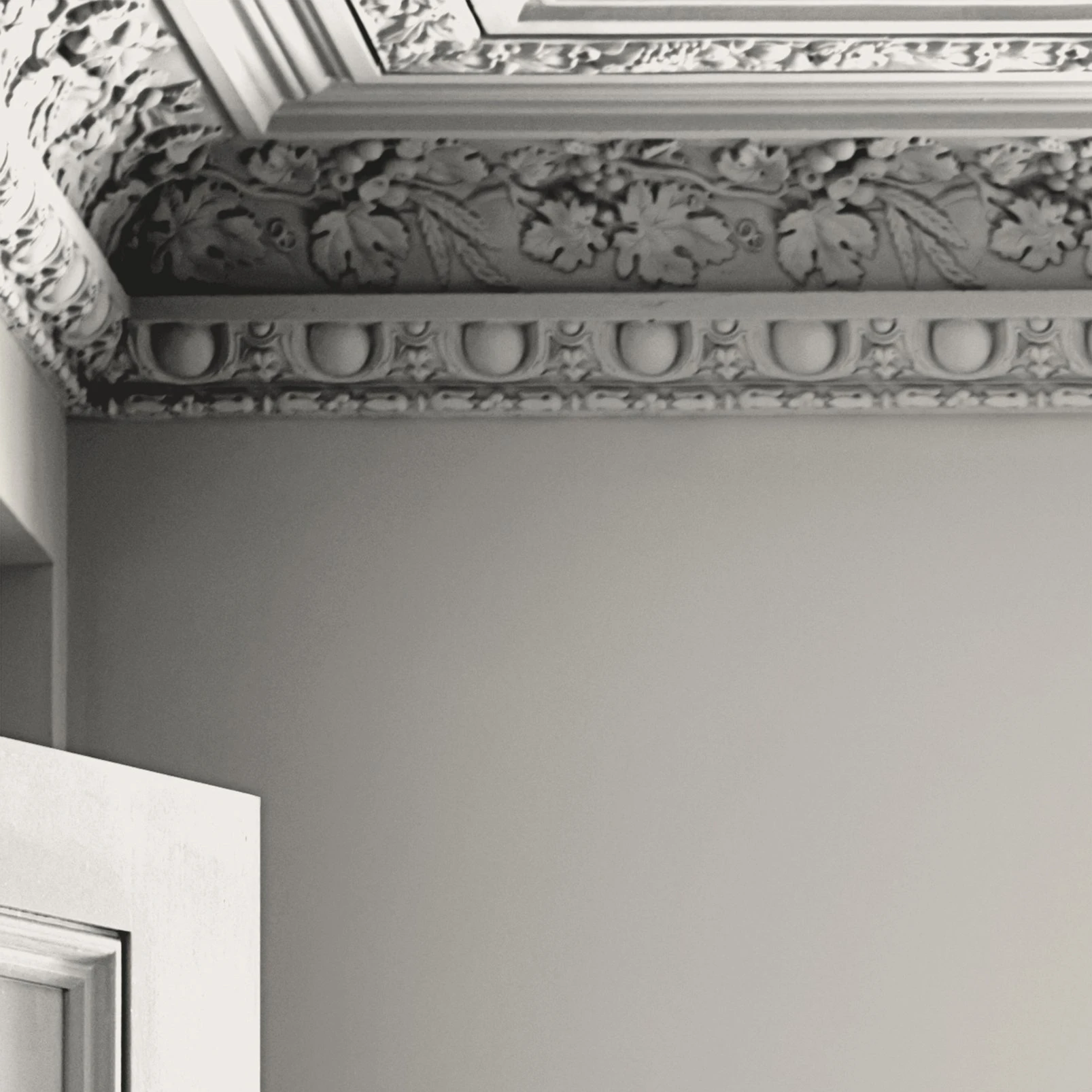 Laura Ashley Pale Dove Grey Paint - 113667_ROOMSET_02.jpg