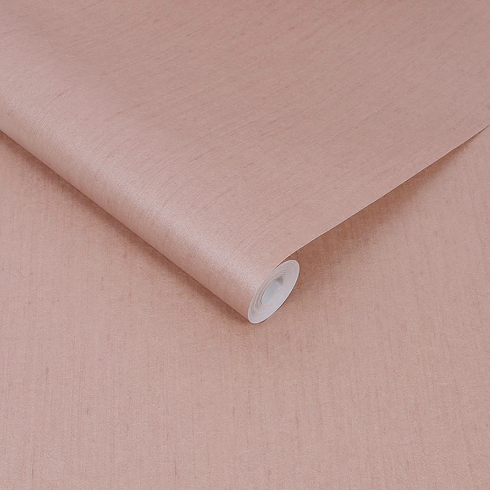 Tisbury Shell Wallpaper by Clarissa Hulse - 120374_ROLLSHOT_01.jpg