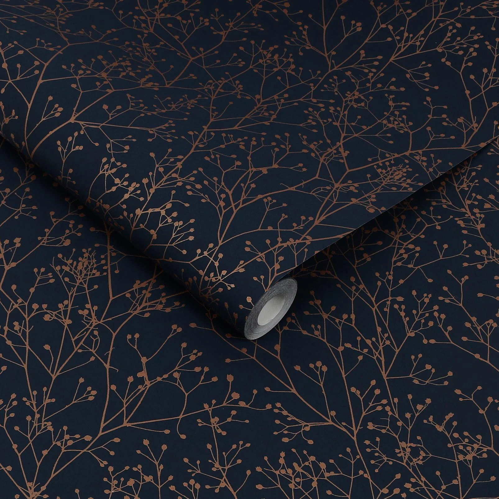 Gypsophila Midnight & Copper Wallpaper by Clarissa Hulse - 120381_ROLLSHOT_01.jpg