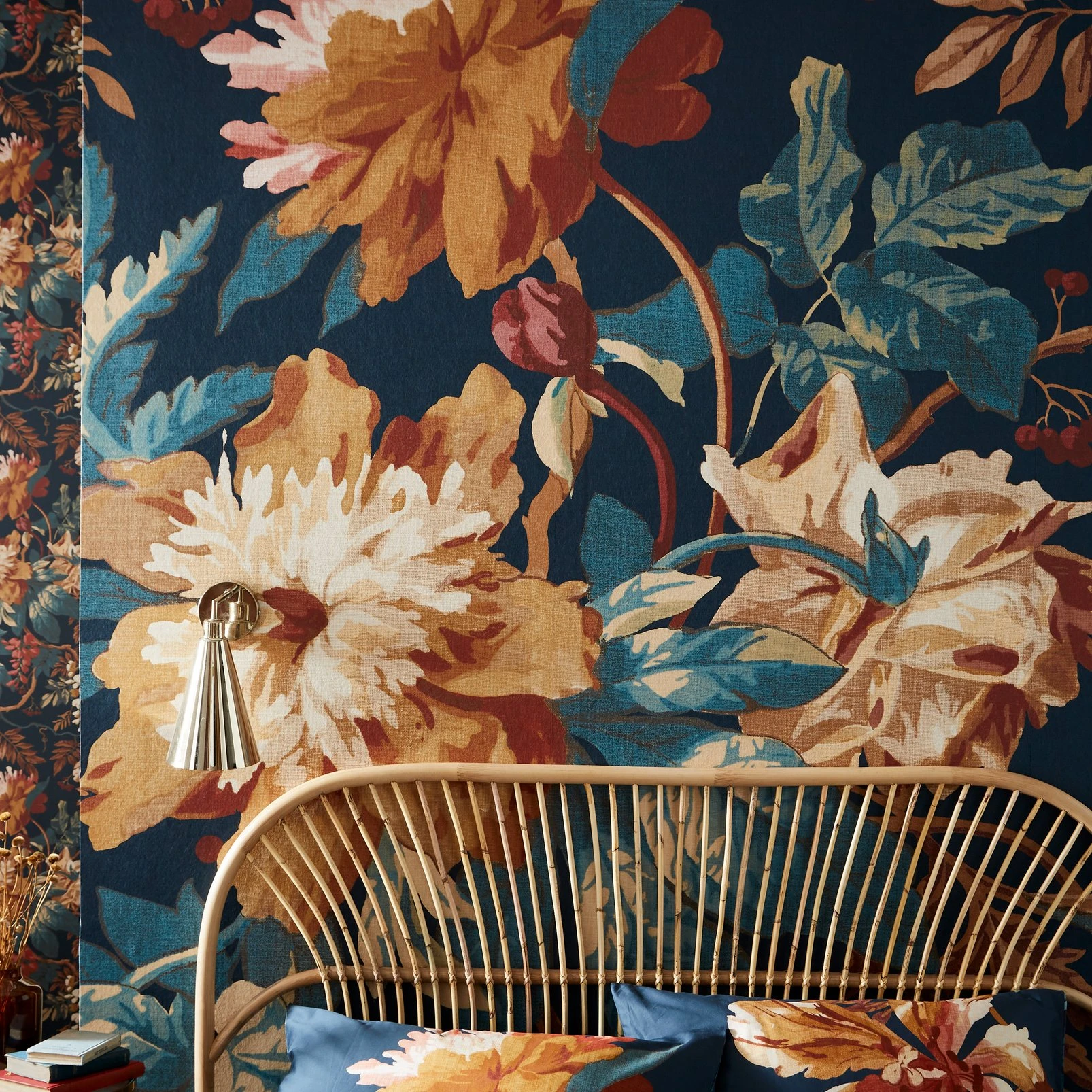 Florenzia Dusk Bespoke Mural - 119933_ROOMSET_01.jpg