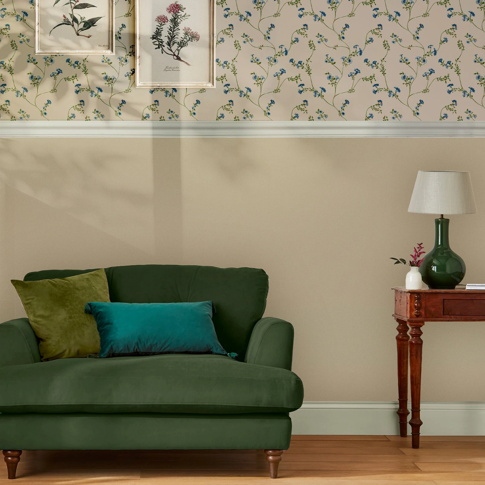 Joules Plain Beige Wallpaper - 120887_ROOMSET_01.jpg